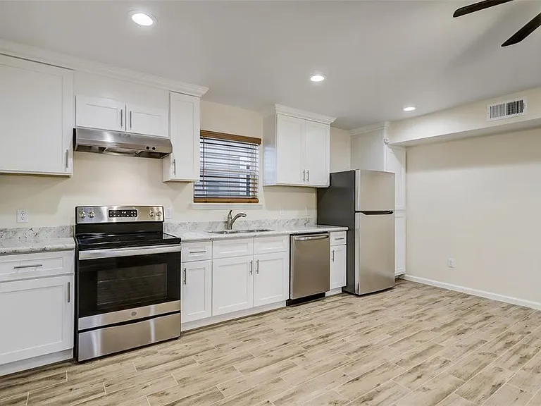 6212 Alderson St — Photo 3