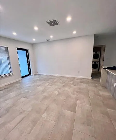 4680 NE 5th Ave — Photo 10