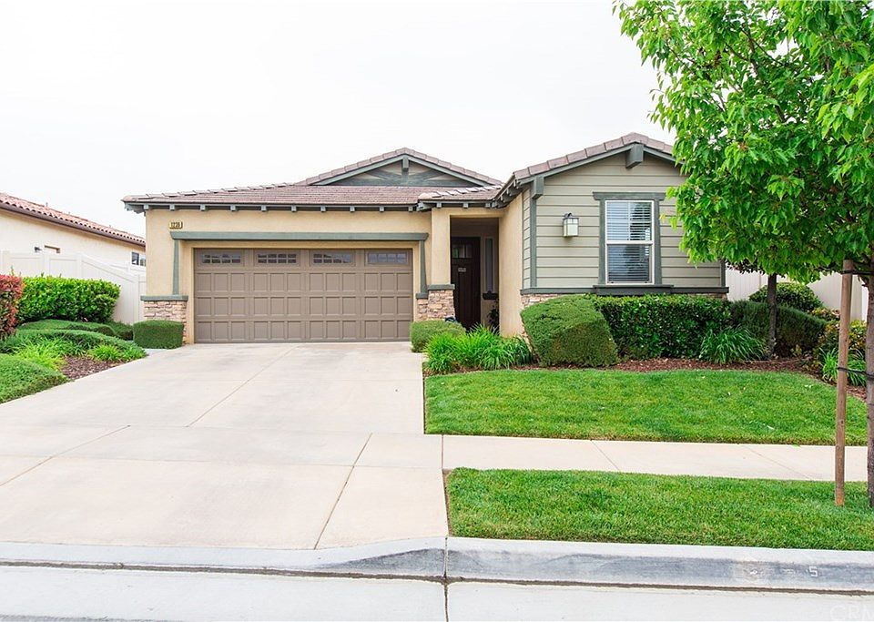 1st image of 1239 Heritage Dr