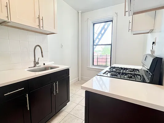 Rented by Corcoran | media 8