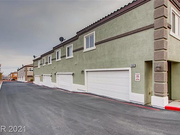 4th image of 10543 Hedge View Ave