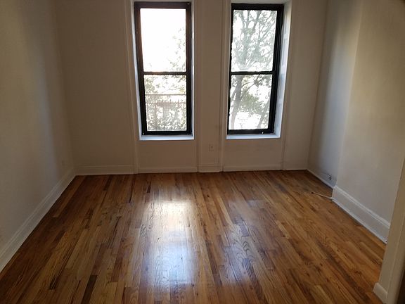 2nd image of 332 E 77th St APT 10