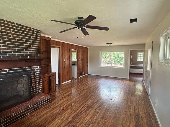 4th image of 135 Lynwood Dr
