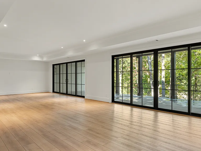 3290 Dunlop Ct NE — Photo 52