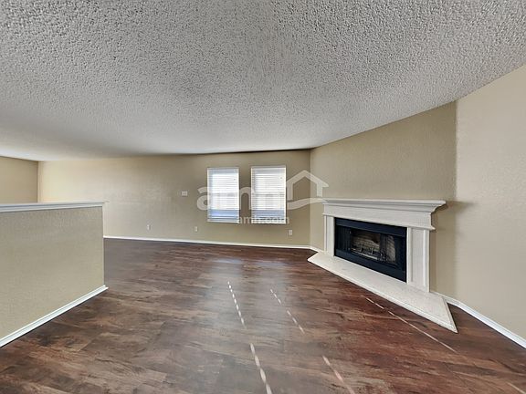 4th image of 4952 Parkview Hills Ln