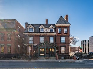 78 Maple St, Springfield, MA 01105