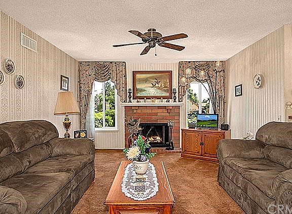 4th image of 2060 Dove Ct
