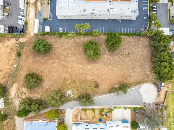 528 E Alvarado St, Fallbrook, CA 92028