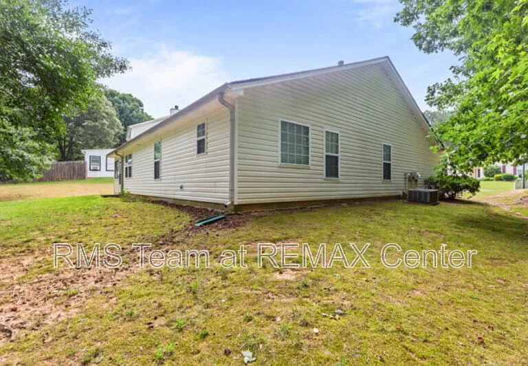 2510 Fort Daniels Dr — Photo 30