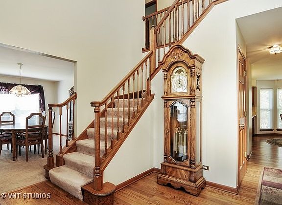 2nd image of 320 Kildere Ct