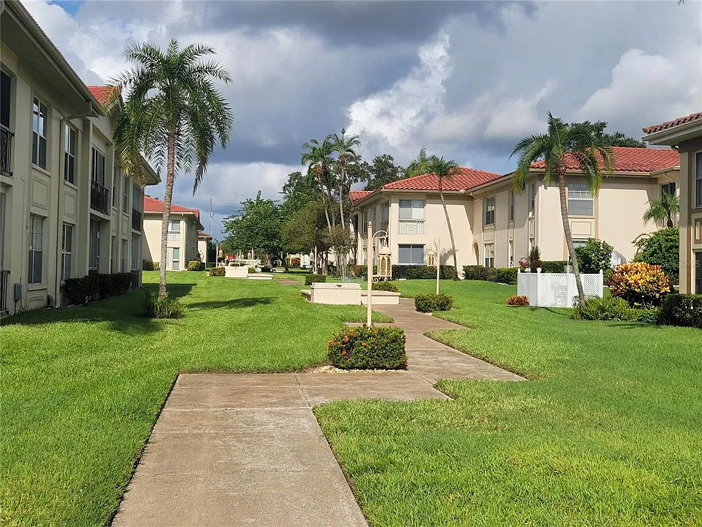 1 bed, 1.0 bath, 875 sqft, $2,000 — Photo 4