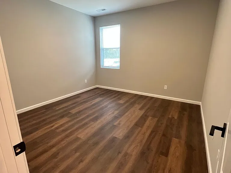 15th Hole Apartments — Photo 43