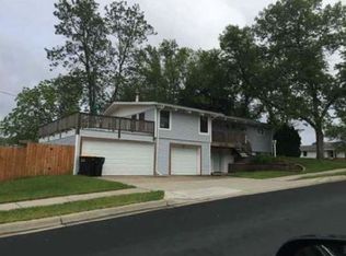 729 Dakota St S, Shakopee, MN 55379