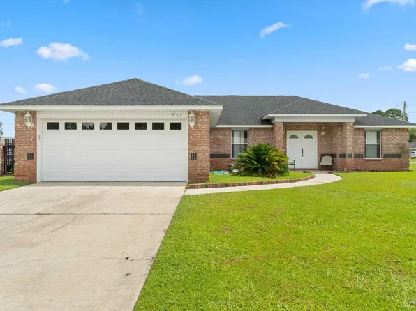 652 Seapine Cir, Pensacola, FL 32506