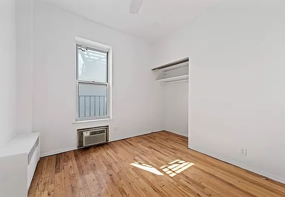 2nd image of 573 2nd St APT 4
