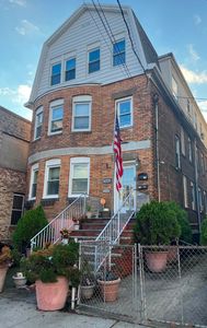 123 Avenue C, Bayonne, NJ, 07002