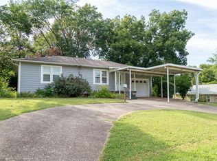 329 S Paul St, Pauls Valley, OK 73075