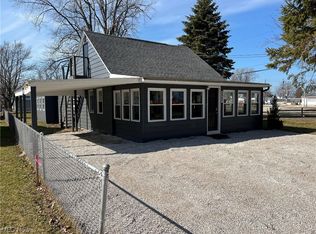 4967 Keyes Dr, Geneva, OH 44041