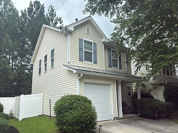 3rd image of 3523 Sable Glen Ln