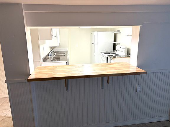 5th image of 1004 E 23rd Ave #2