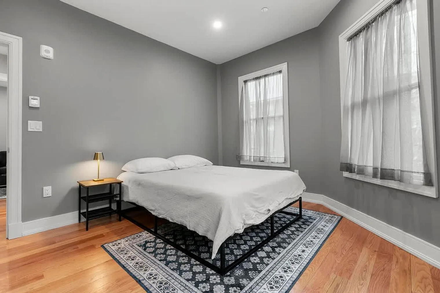 2 bed, 2.0 bath, $6,061 — Photo 2