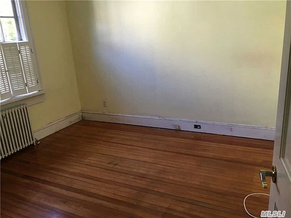 5th image of 181 E 17th St