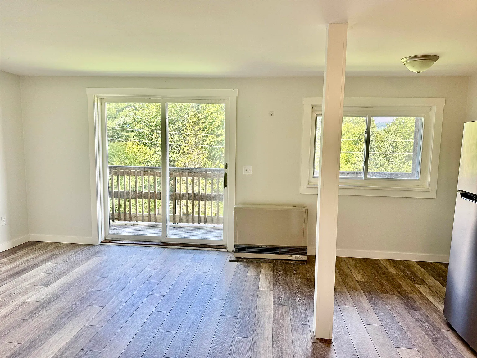 473 Maple St — Photo 3