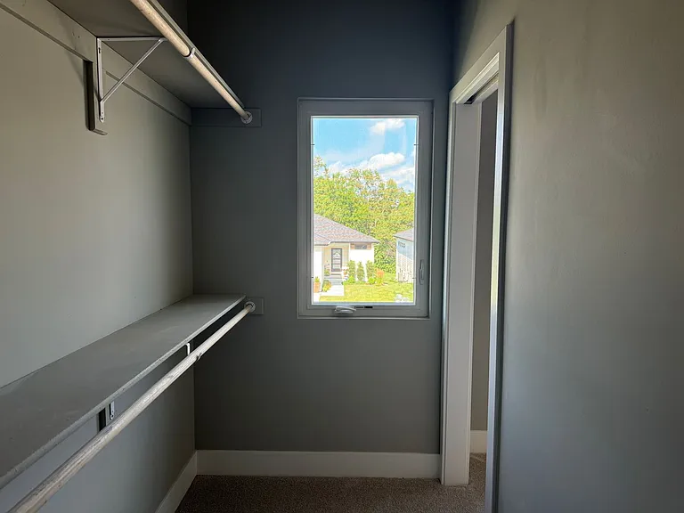 302 N Allen St — Photo 19