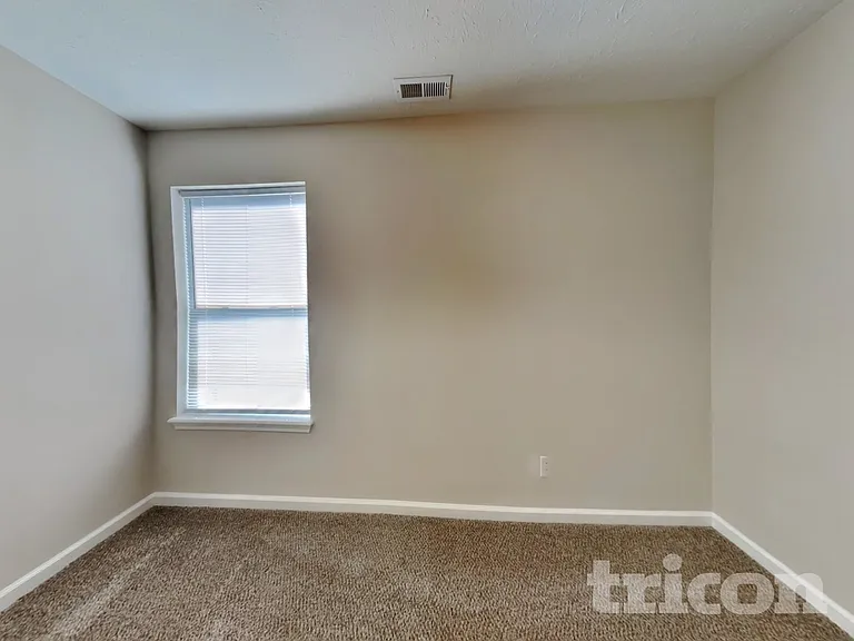 1105 Tomahawk Pl — Photo 11