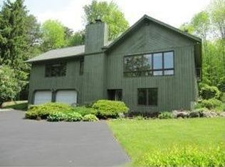 1936 N Cafferty Hill Rd, Endicott, NY 13760