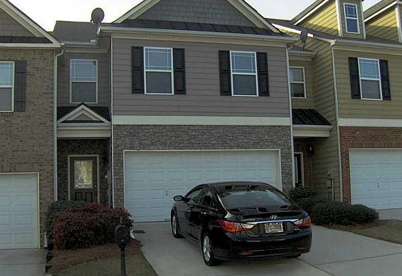 1st image of 40 Providence Oak Ln