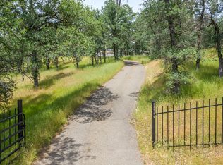 24244 Shirley Dr, Bella Vista, CA 96008