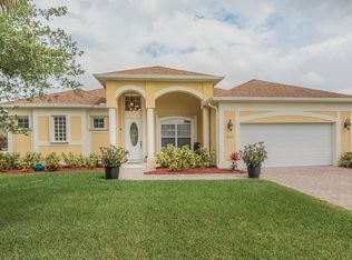 2265 3rd Pl SW, Vero Beach, FL 32962