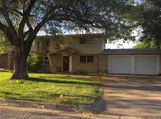 4209 Field St, Haltom City, TX 76117