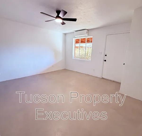 810 N Alvernon Way — Photo 7