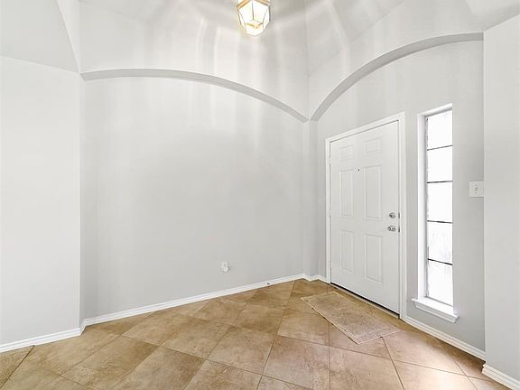 2nd image of 2730 Everhart Terrace Dr