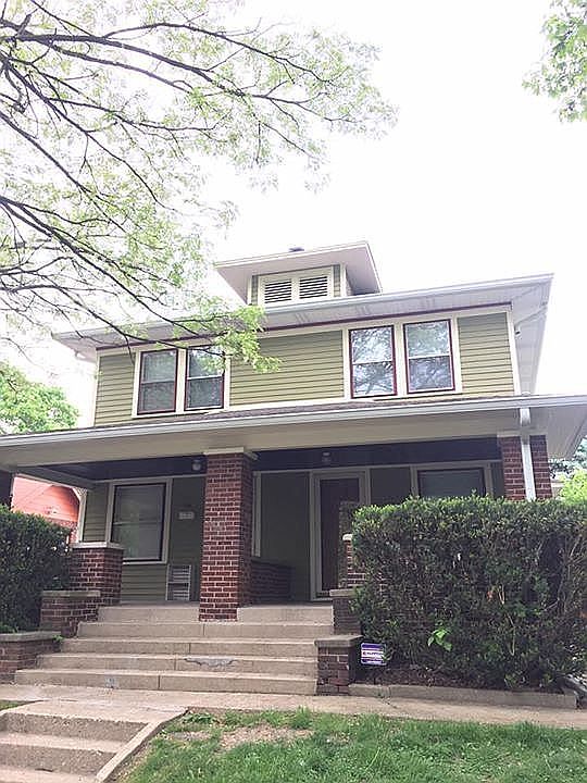 1st image of 805 N Tacoma Ave