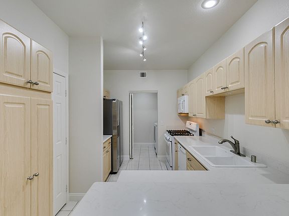 5th image of 2625 Pebblegold Ave