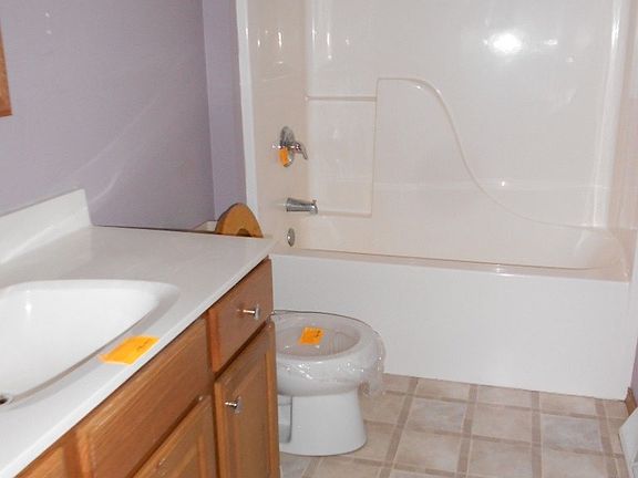 4th image of 708 3rd St