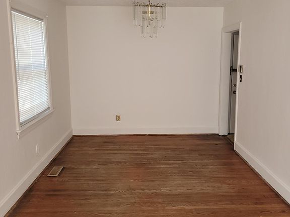 2nd image of 1300 Planters St