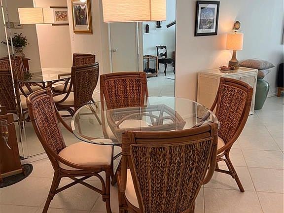 3rd image of 2929 SE Ocean Blvd Unit Un 132 4