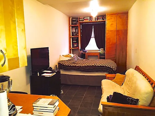 Rented by Performing Assets Corp | media 11