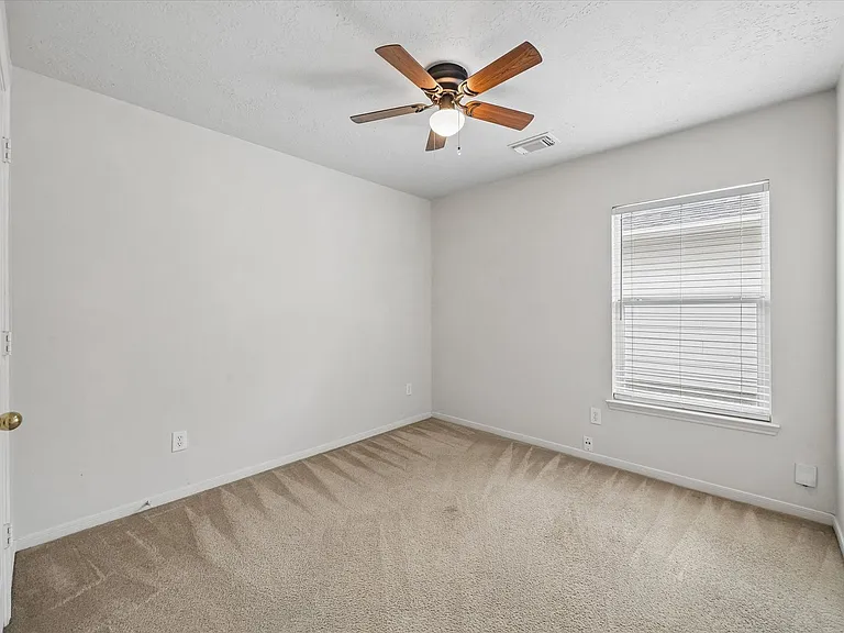 8022 Indian Desert Dr — Photo 14