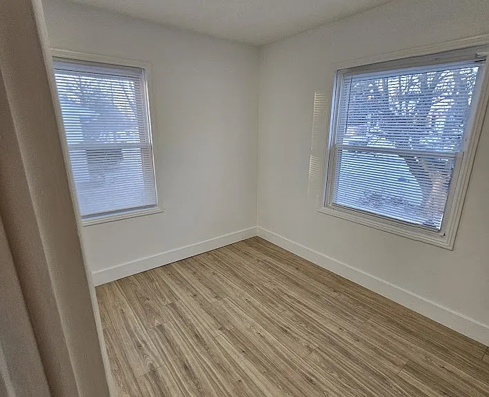 441 Cecil Ave — Photo 46