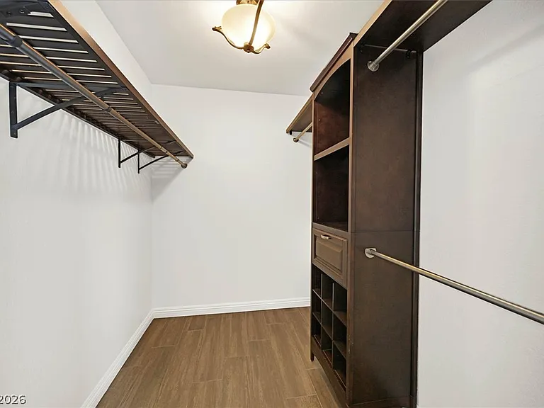 3956 Clear View Dr — Photo 19