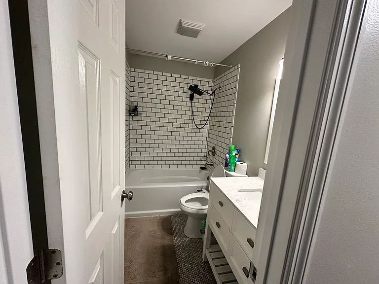 903 Teal Ct — Photo 13