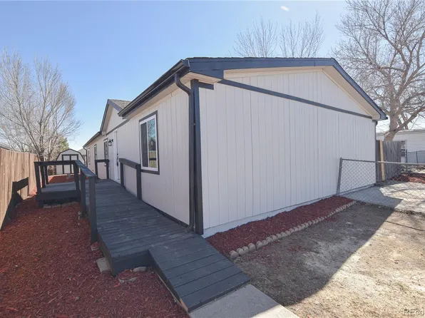 1067 Glen Creighton Drive, Dacono, CO 80514