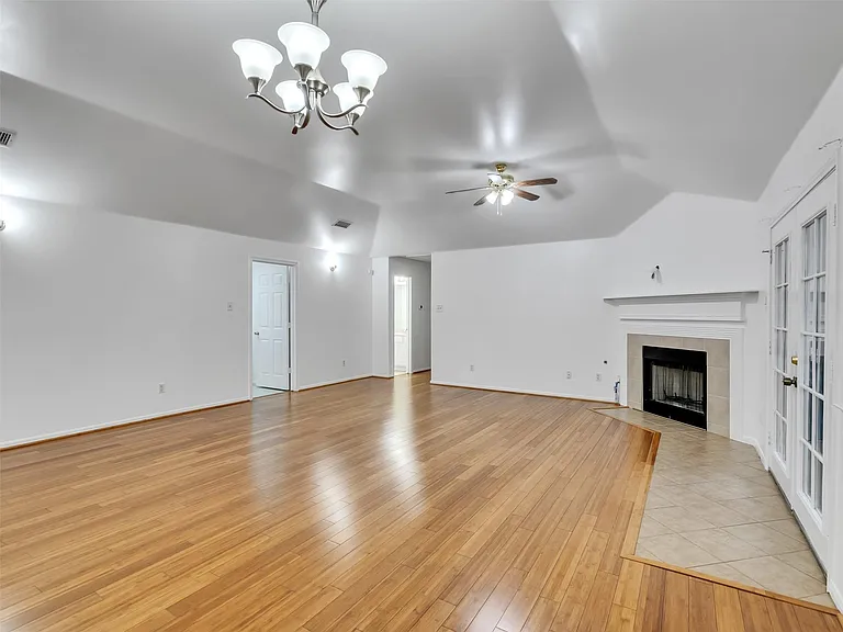 7211 Canda Ln — Photo 8