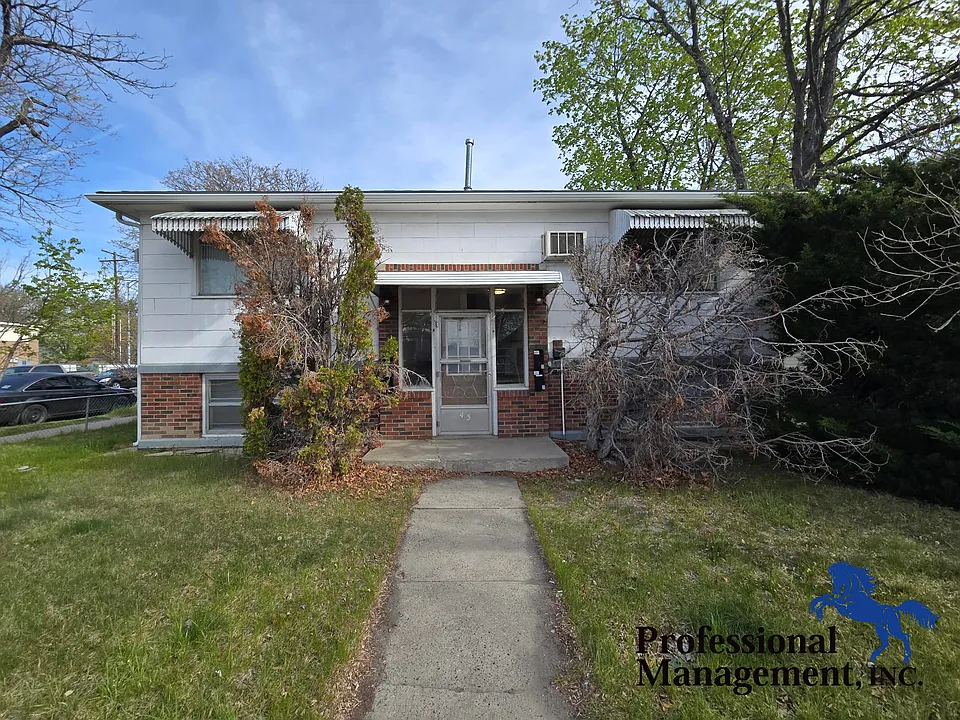 43 Broadwater Ave #1