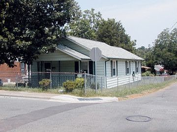 2nd image of 207 S Johnson St